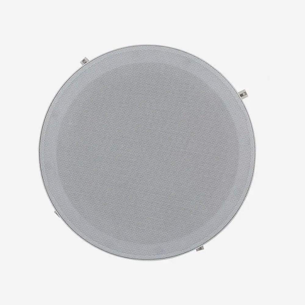 CHF835